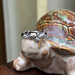 Silver tone hummingbird ring, size 9-10